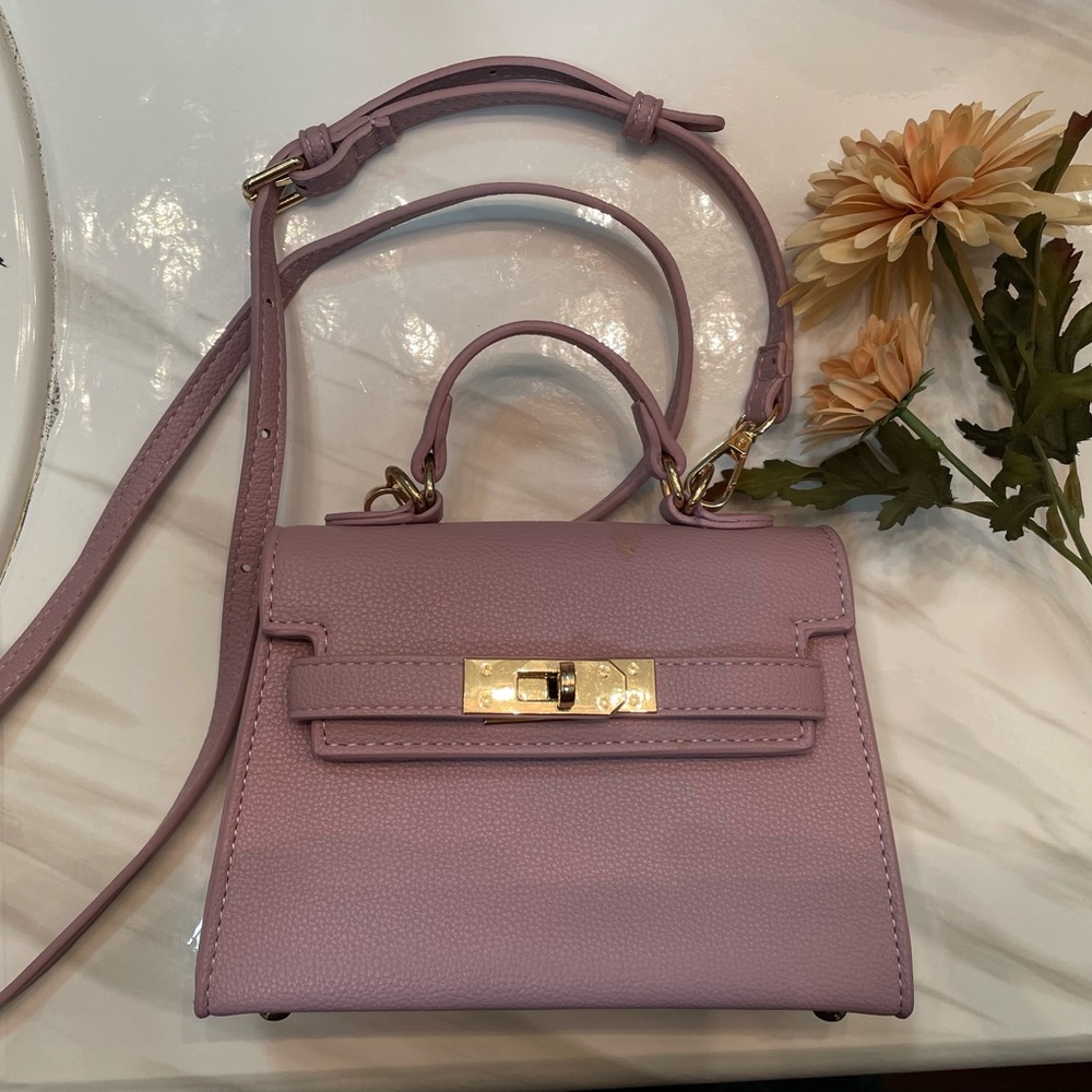 Mini lavender handbag💫